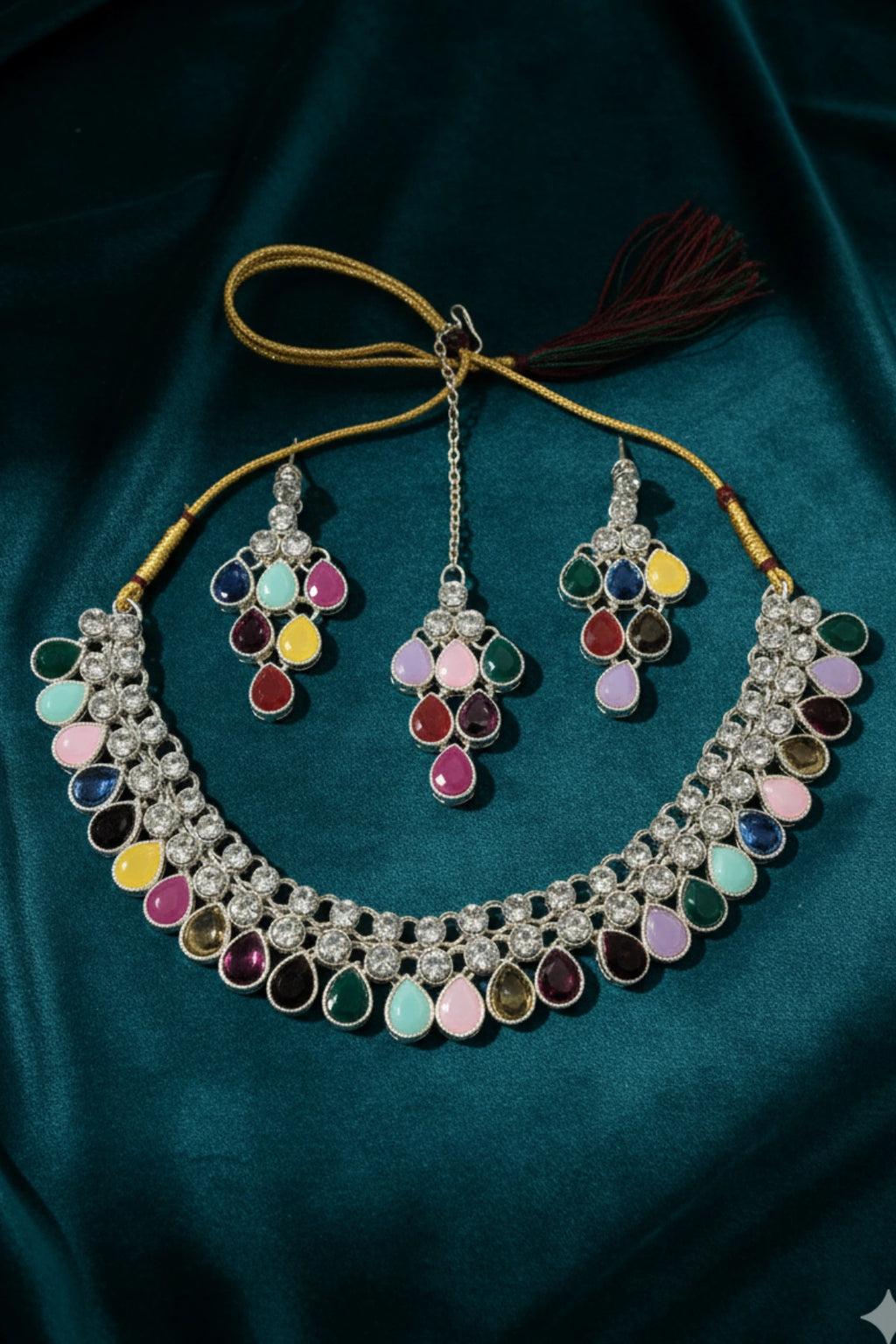 (NL-13) Royal Teardrop Kundan Necklace Set