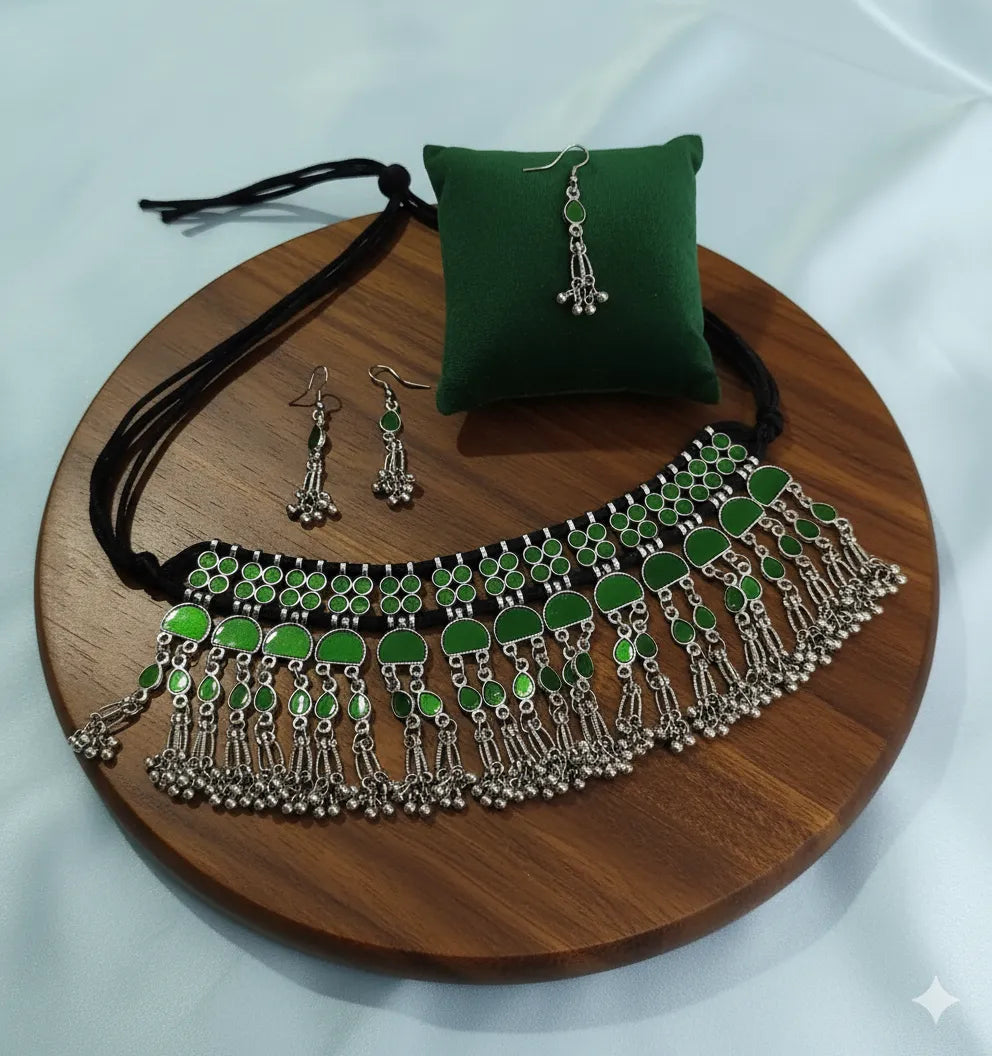 Emerald Grace Oxidised Mirror Choker Set