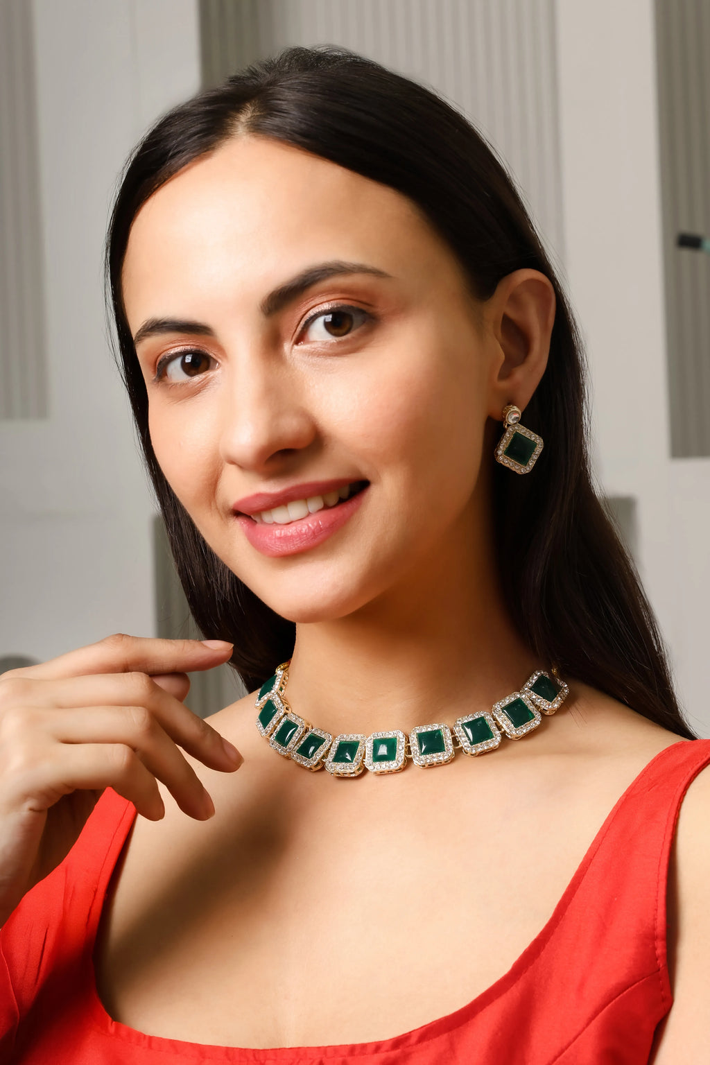 Radiant Kundan Square Charm Necklace Set