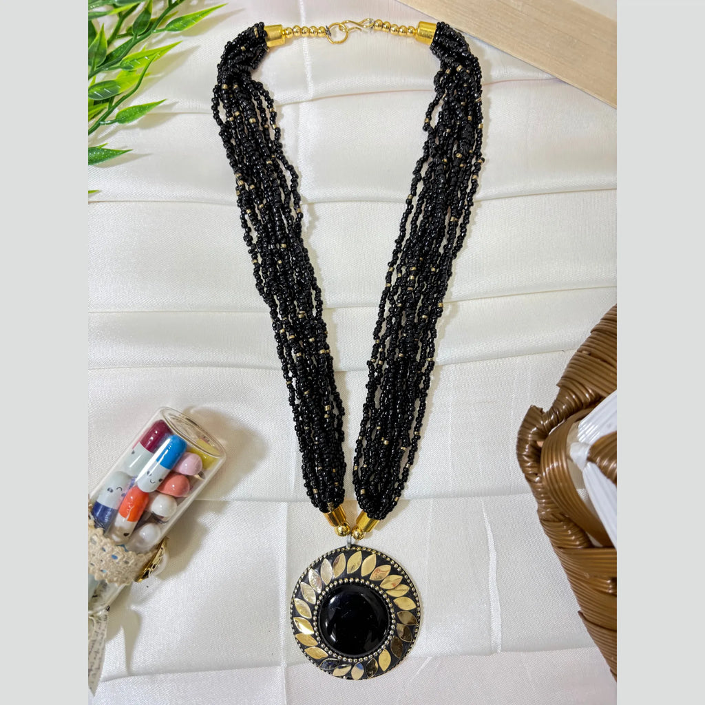 Charm Beaded Pendant Necklace Set