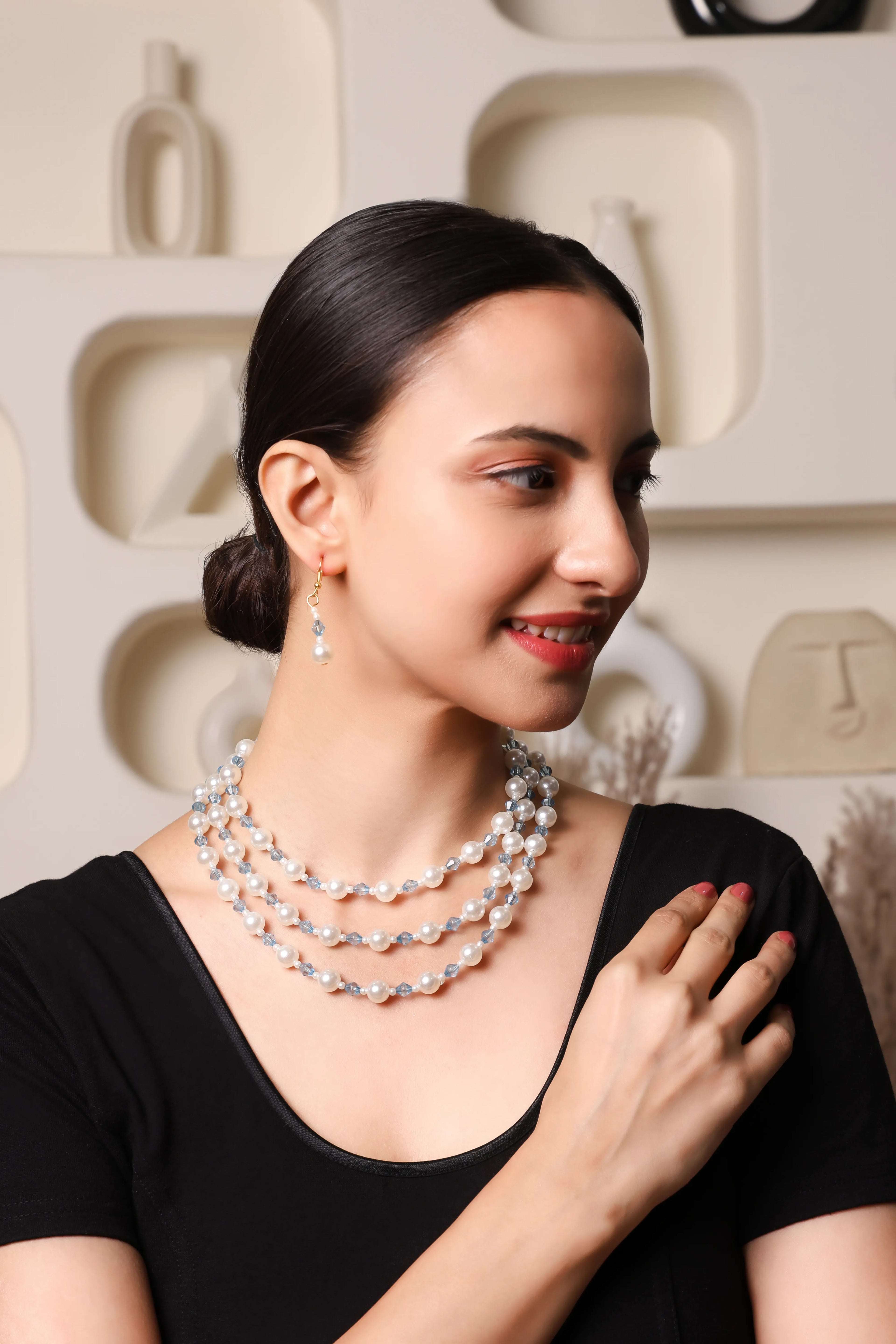 Luminous Pearl Choker & Earrings Set