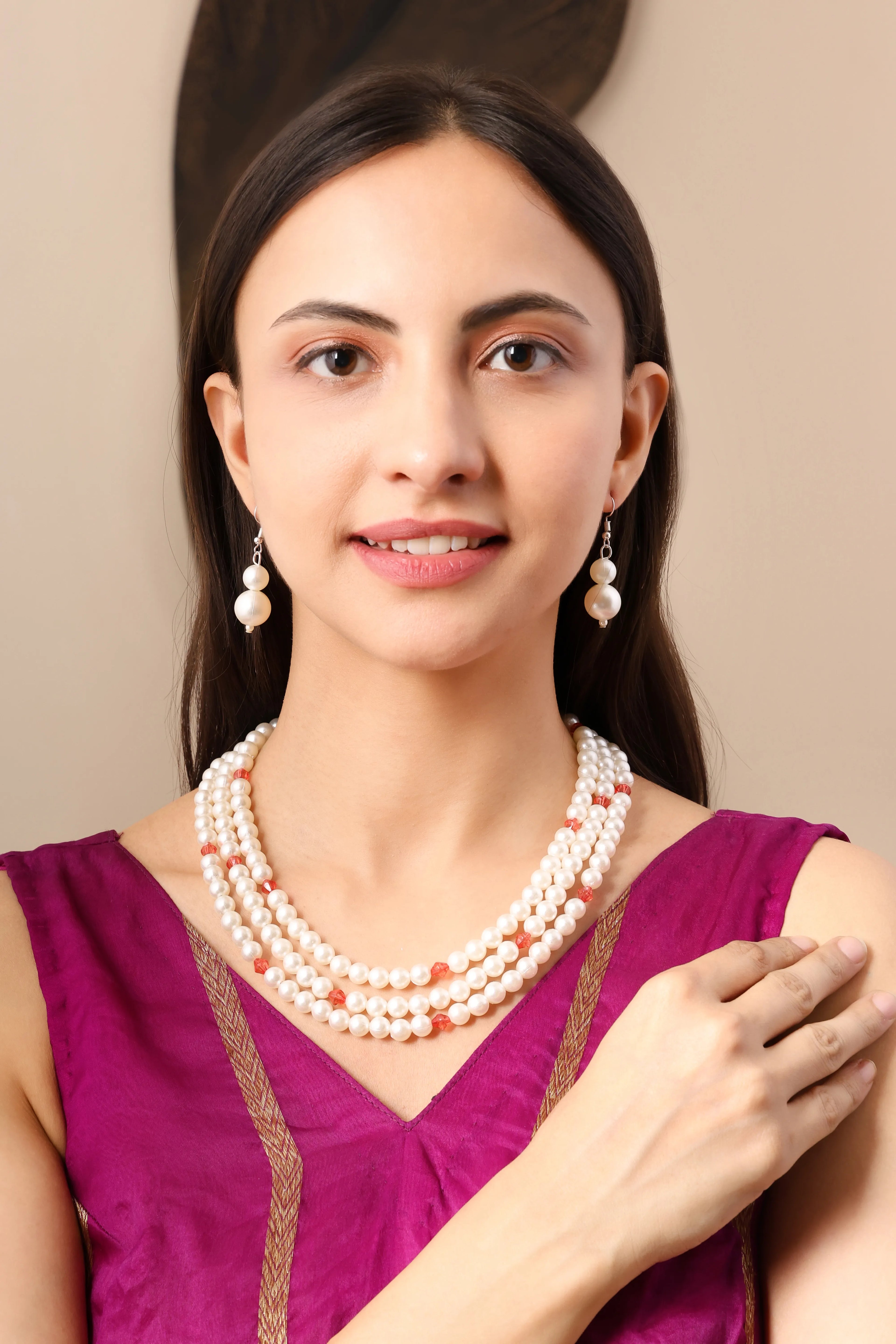 Radiant Red Charm Three-Layer Pearl Necklace
