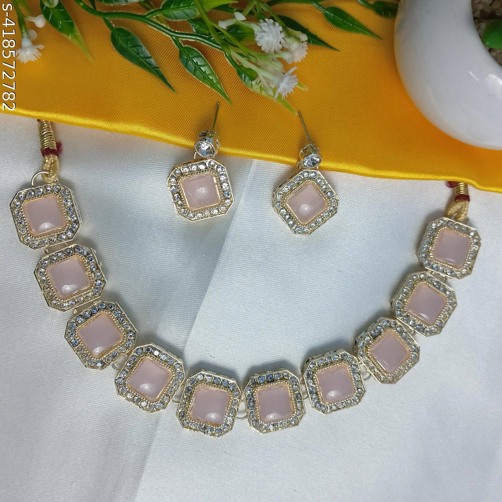 Radiant Kundan Square Charm Necklace Set