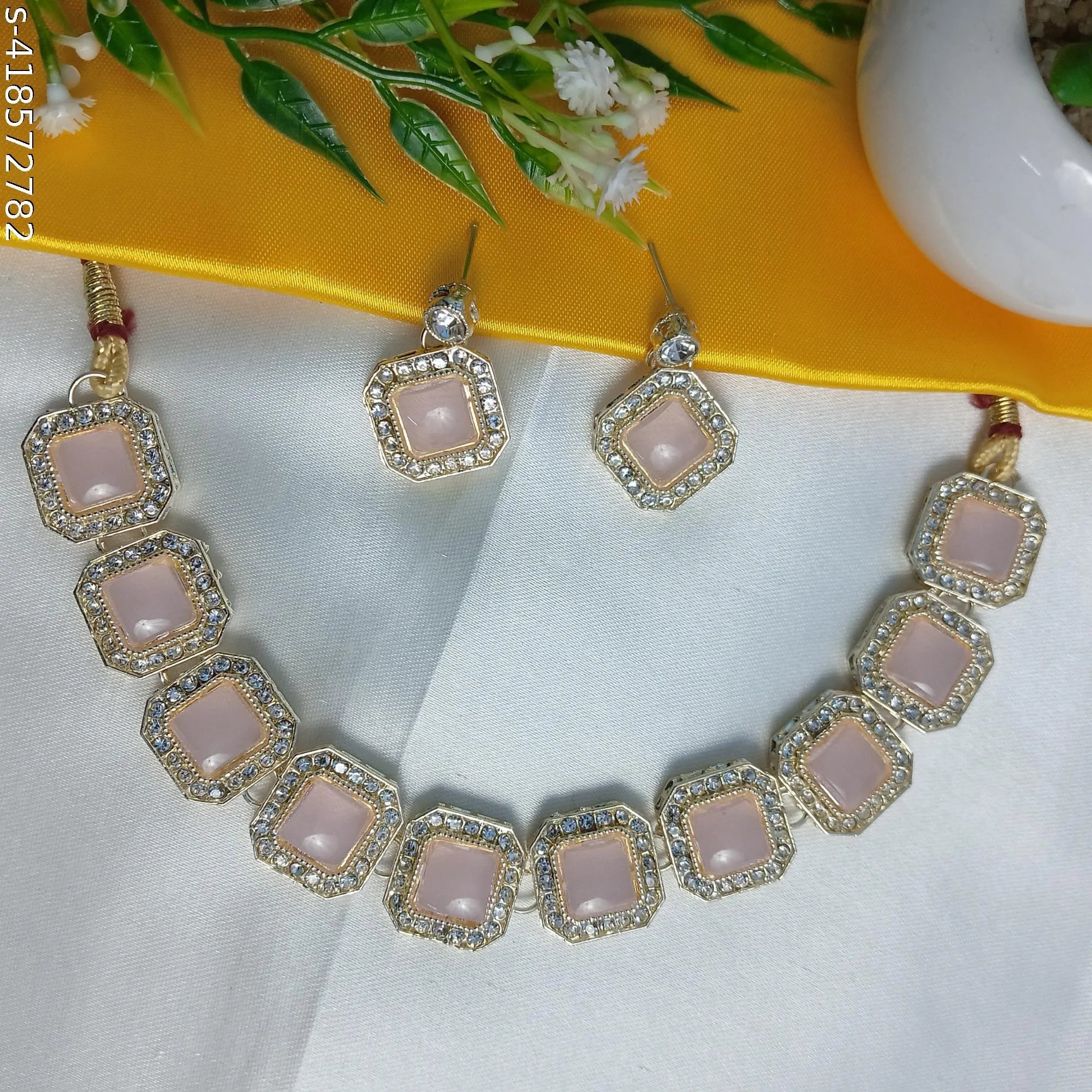 Radiant Kundan Square Charm Necklace Set